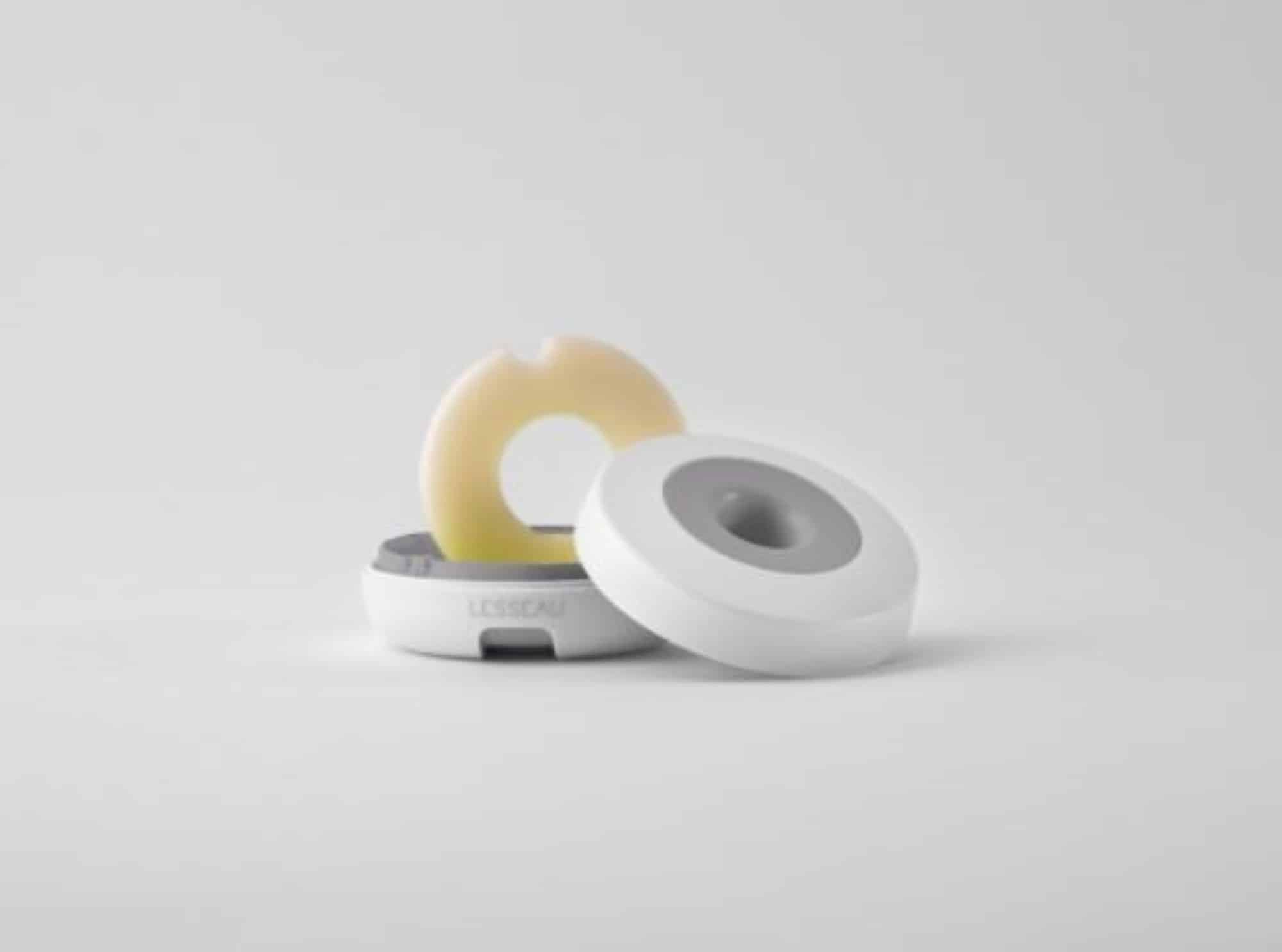 Lesseau Travel bar soap dispenser